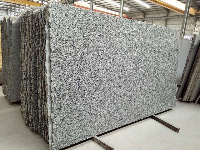 top New china juparana granite slabs for sale