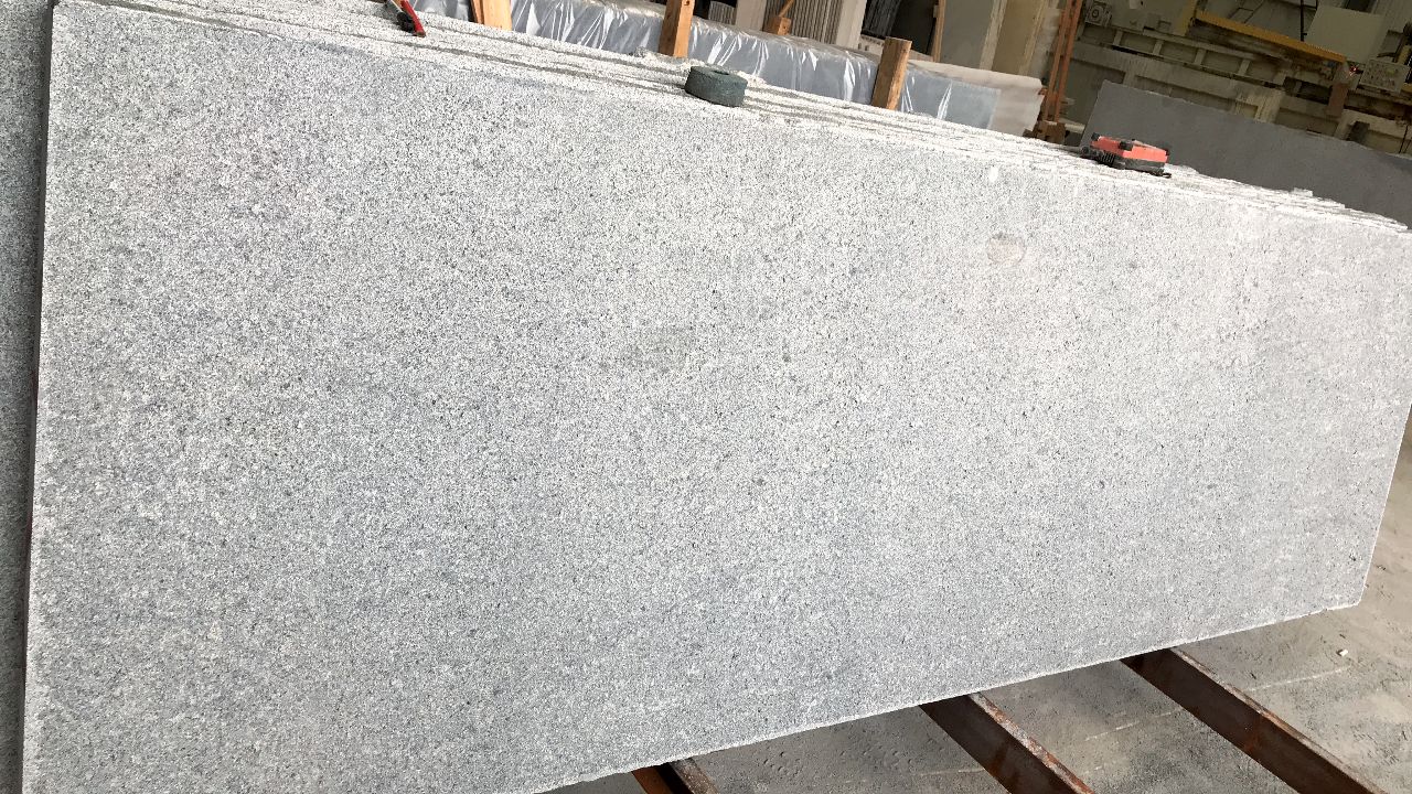 top New china juparana granite slabs for sale