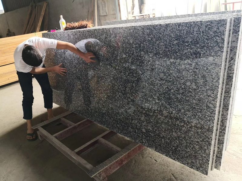 top New china juparana granite slabs for sale