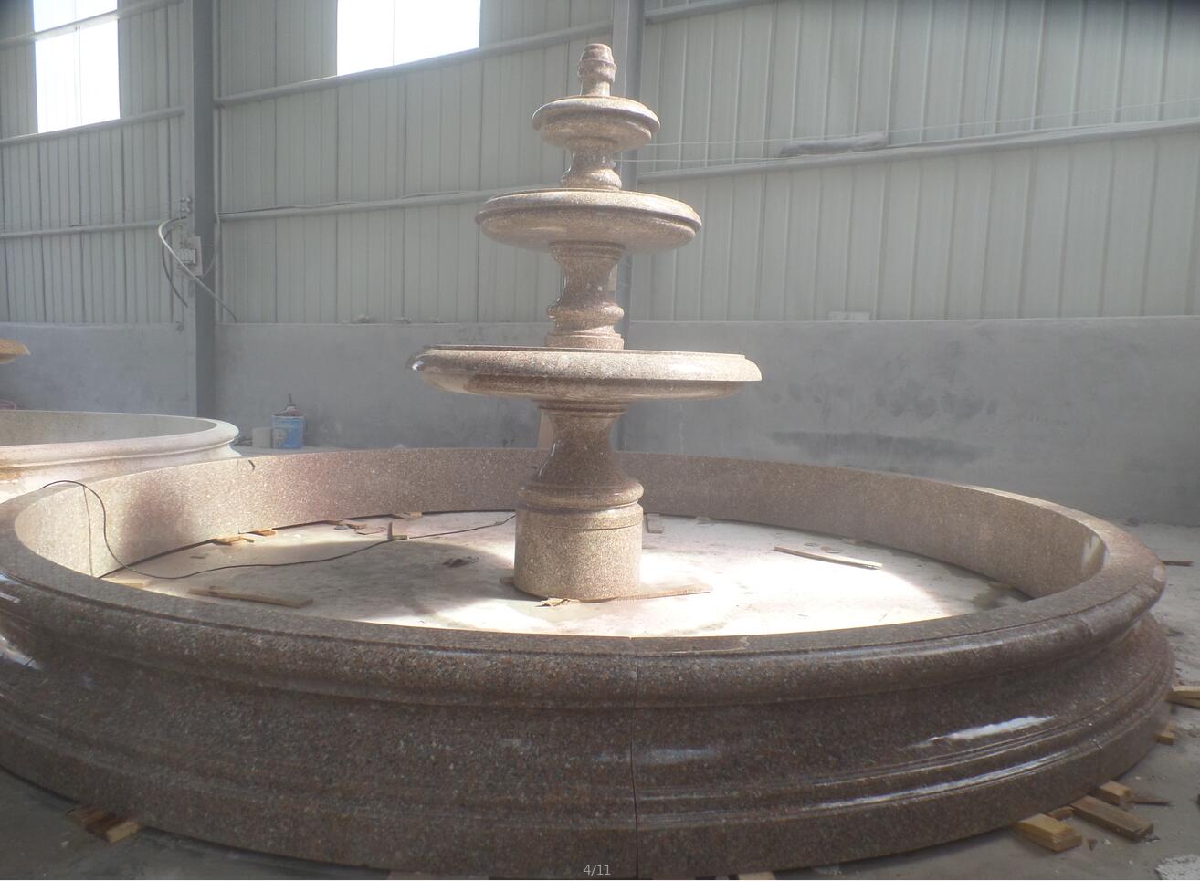White Marble Fountain with Roman Human Statue(图4)
