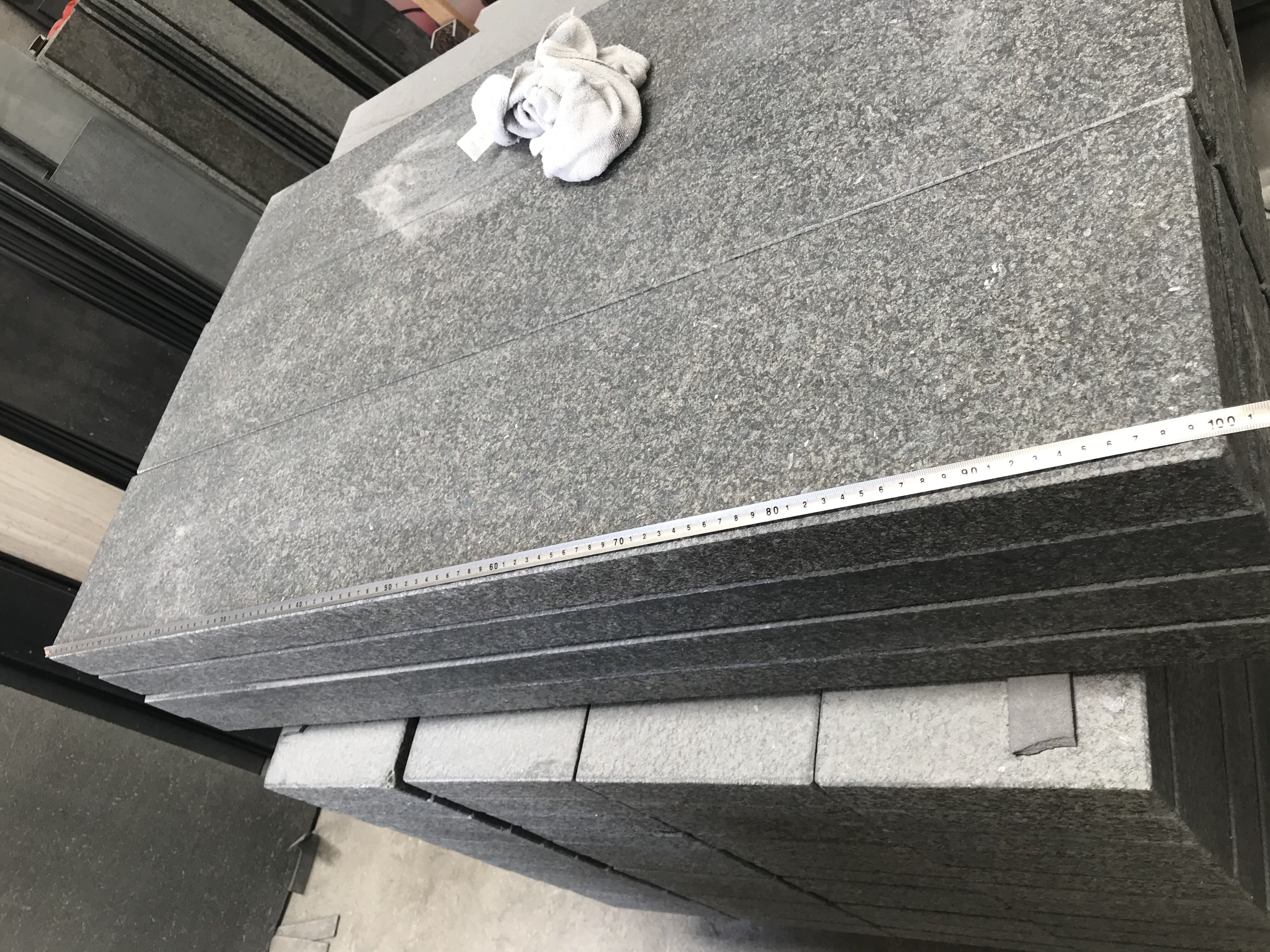 Black Basalt G684 Granite Kerbstone