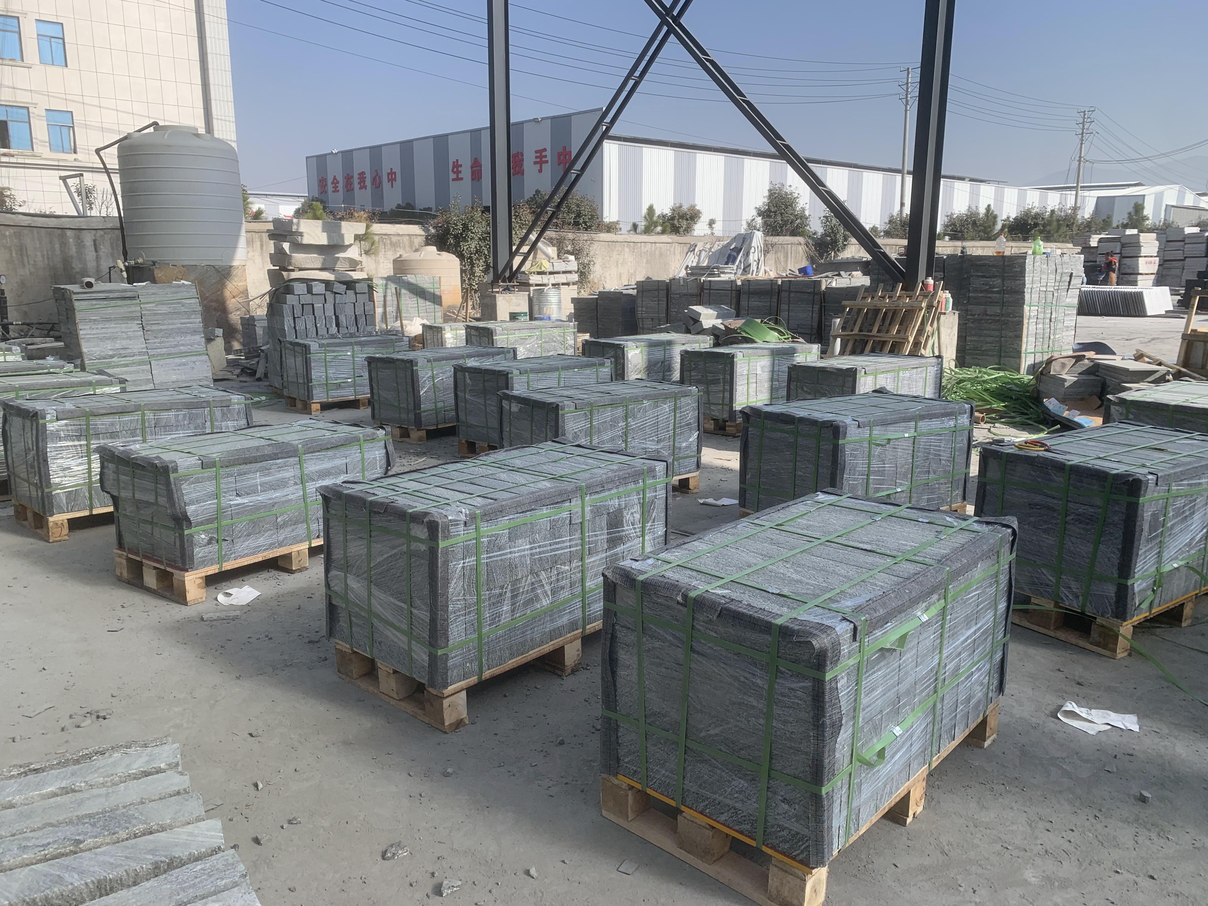 Black Snow Granite Retaining Wall(图1)